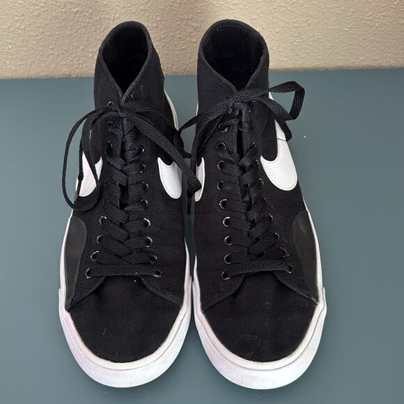 NIKE SB Blazer Court Mid Black & White Men\'s 10 main image 4